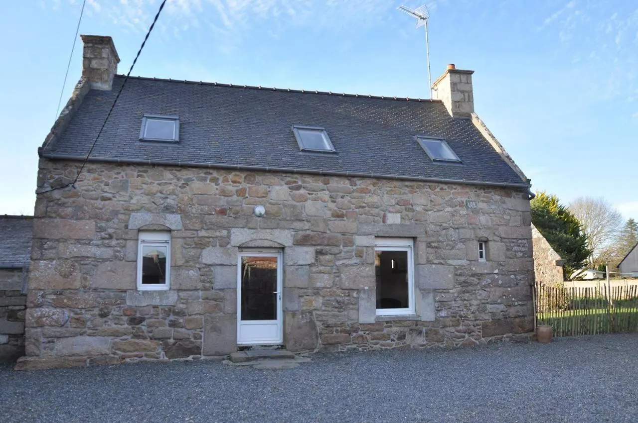 Maison Bretonne Renovee Wifi Avec Grand Jardin A Trebeurden - Ref 675 别墅